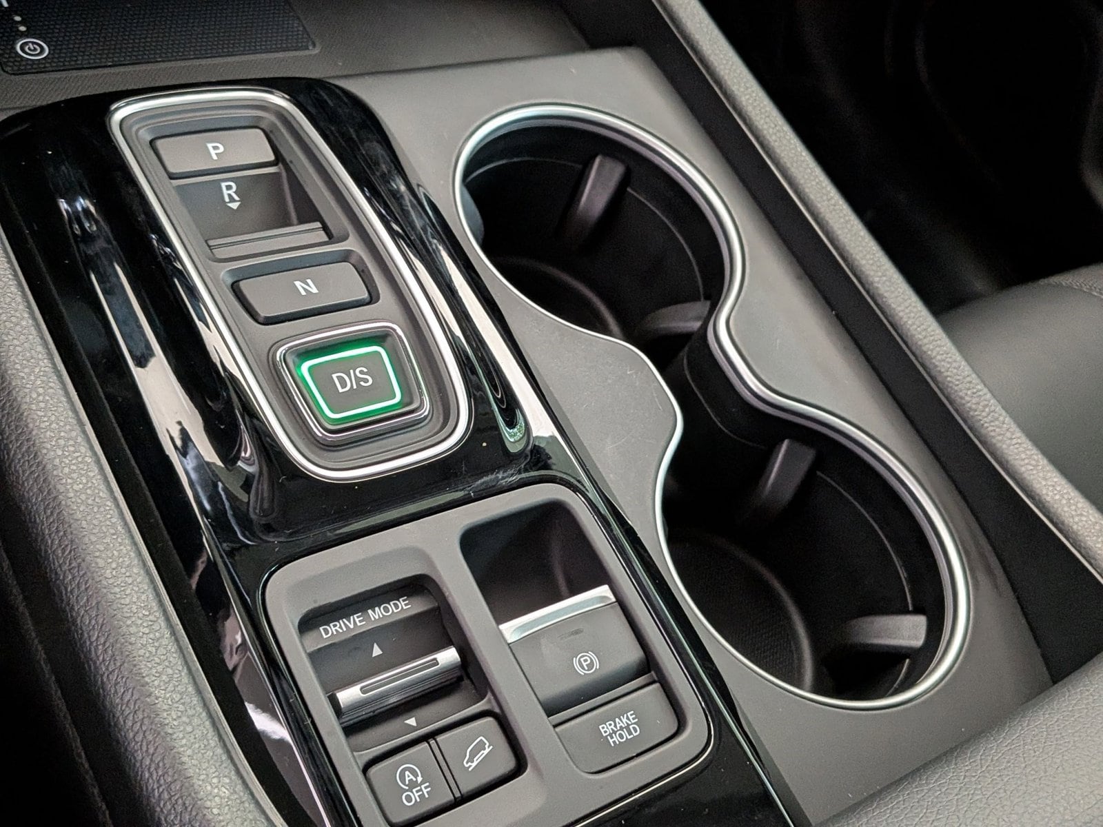 2025 Honda Pilot Touring - Photo 11