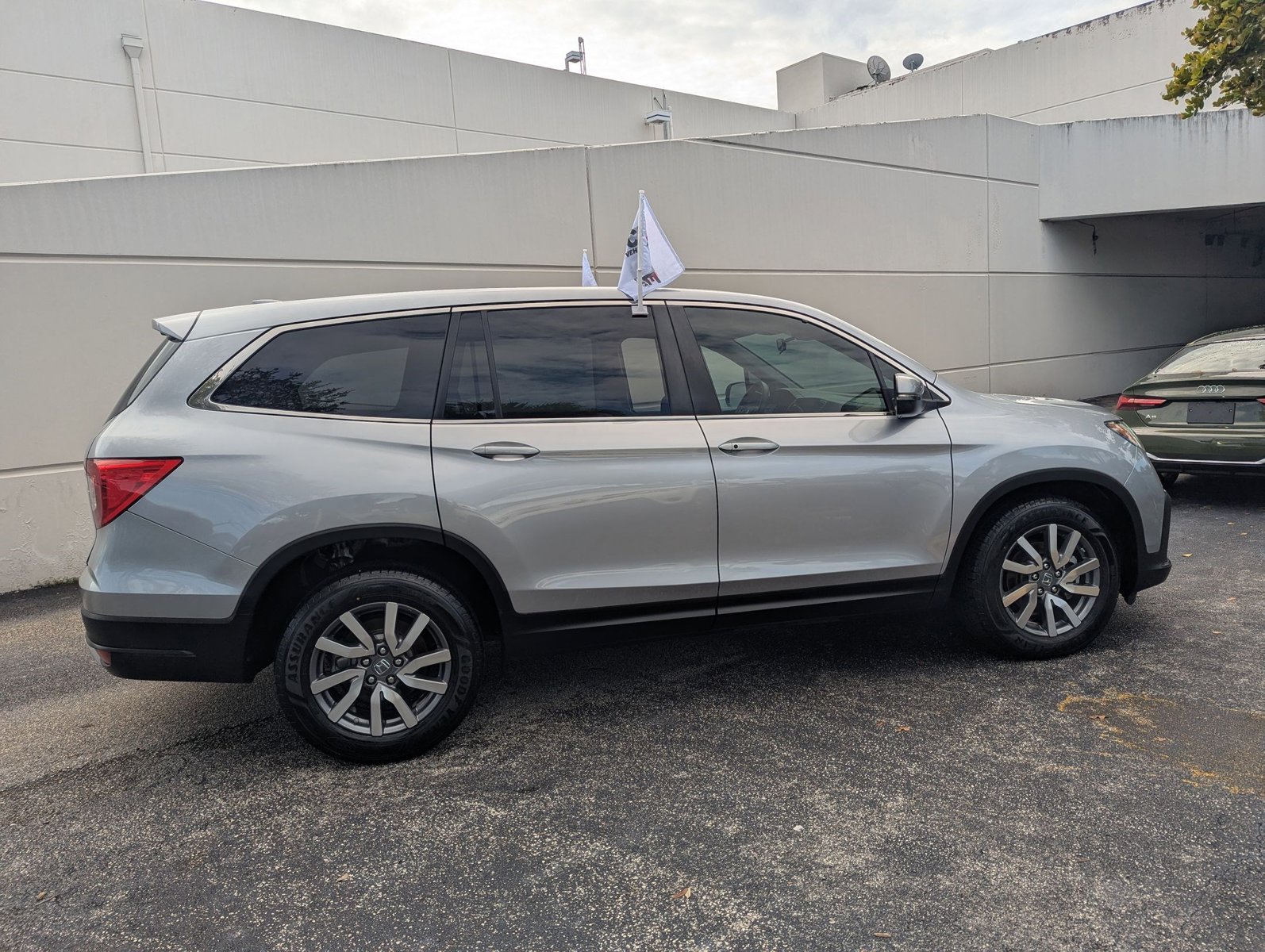 2019 Honda Pilot EX photo 4