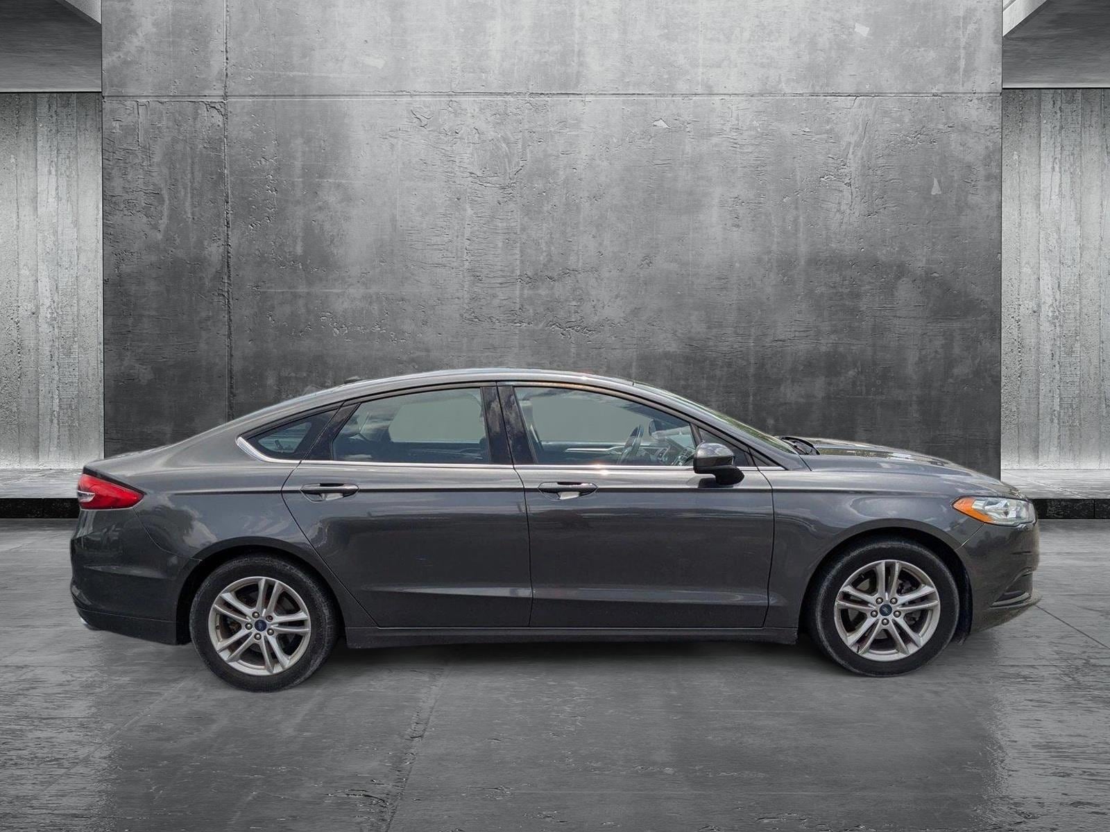 Used 2018 Ford Fusion SE with VIN 3FA6P0HDXJR258952 for sale in Miami Gardens, FL