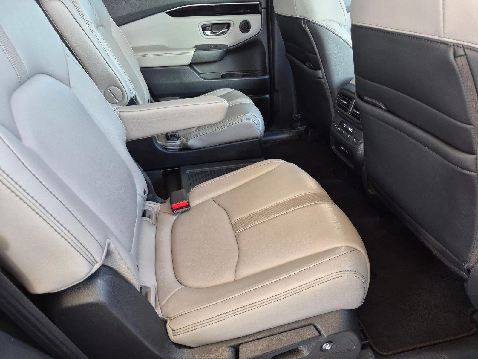 2023 Honda Pilot EX-L - Photo 18