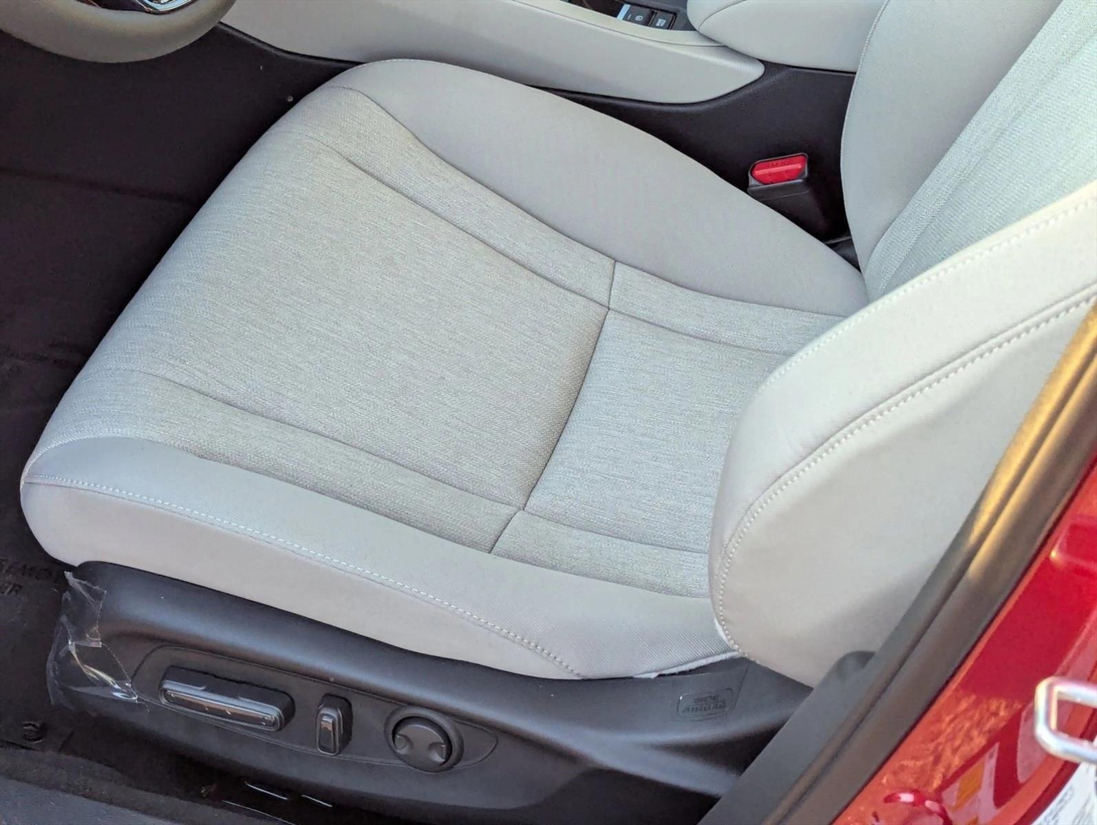 2025 Honda Accord SE photo 4