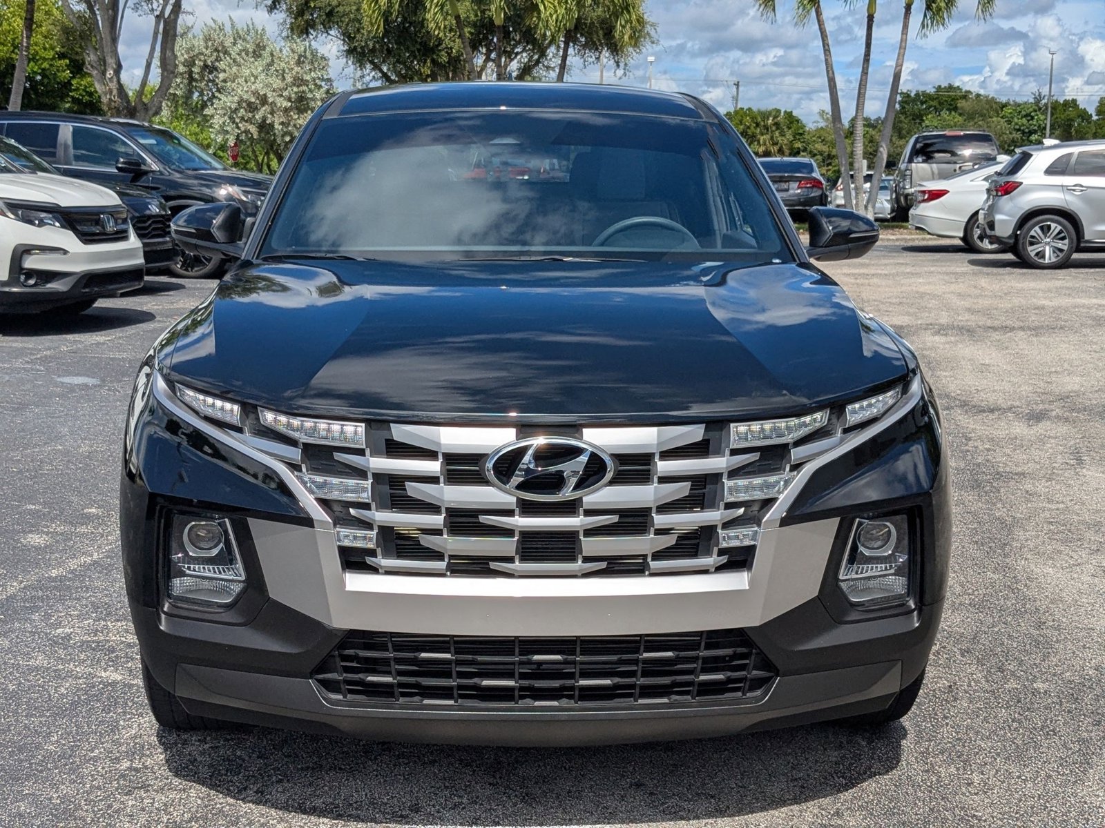 2022 Hyundai Santa Cruz SEL photo 2