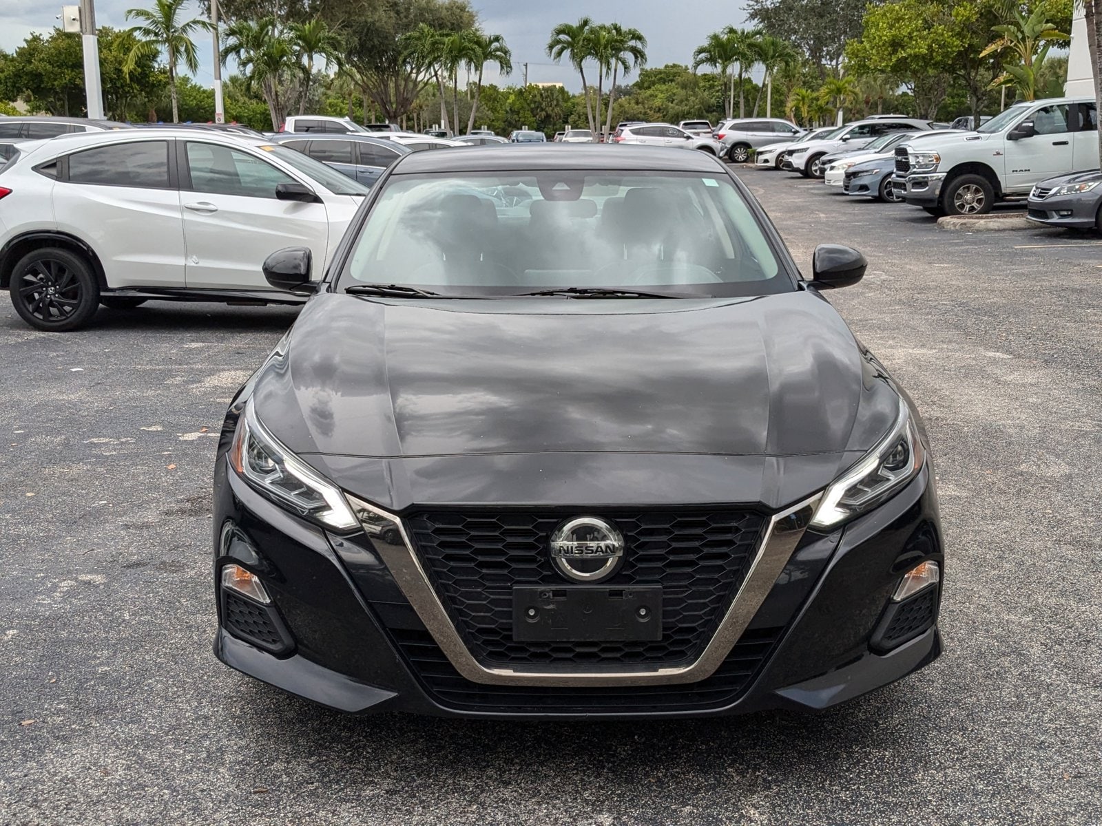 Used 2022 Nissan Altima SR with VIN 1N4BL4CV8NN337000 for sale in Miami Gardens, FL