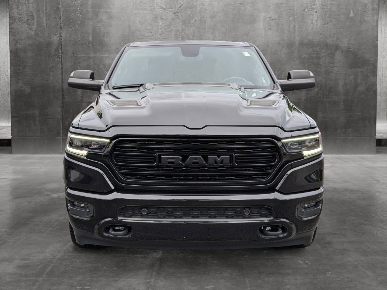 Used 2020 RAM Ram 1500 Pickup Limited with VIN 1C6RREHT9LN390619 for sale in Miami Gardens, FL