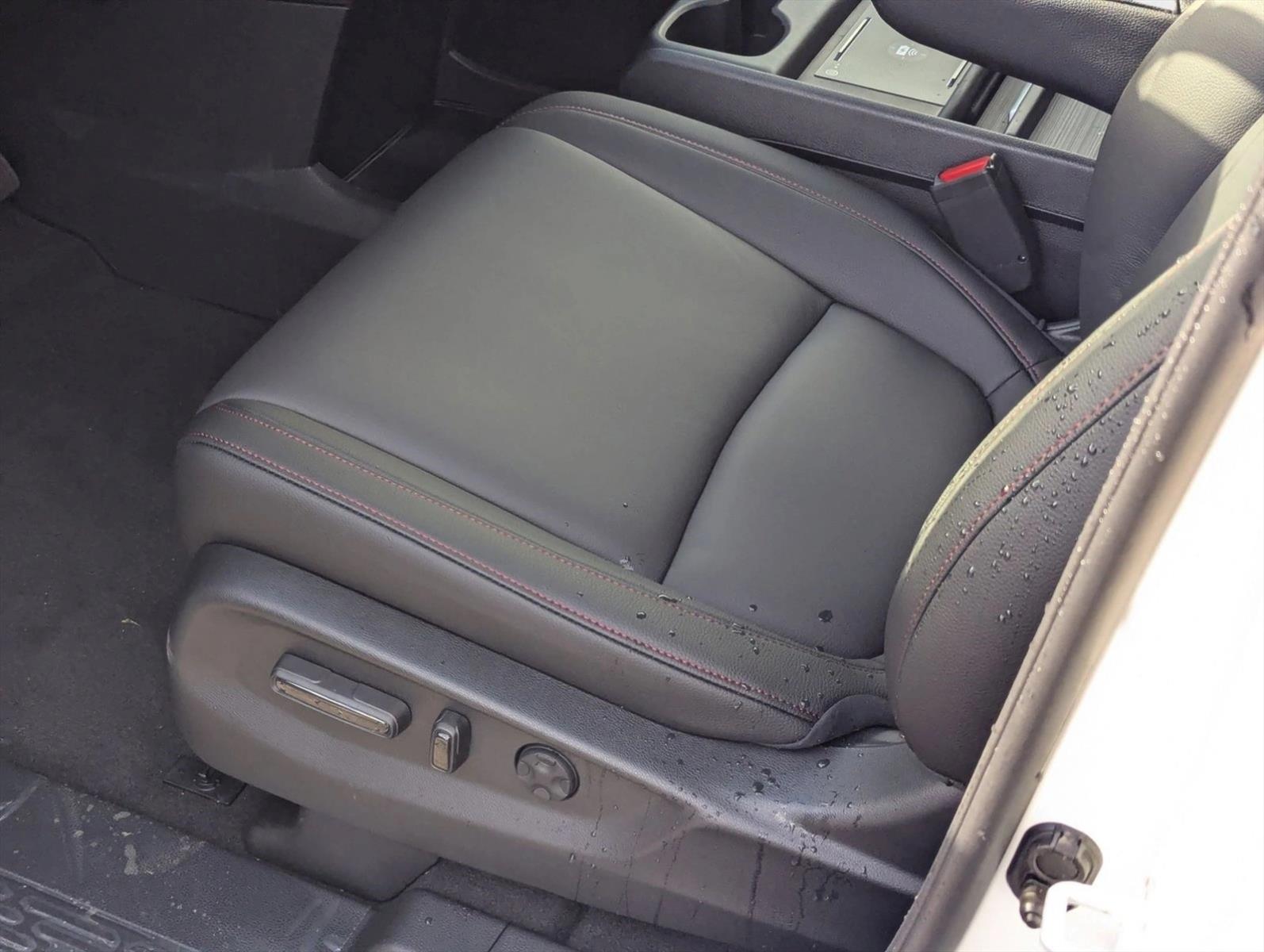 2026 Honda Odyssey photo 4