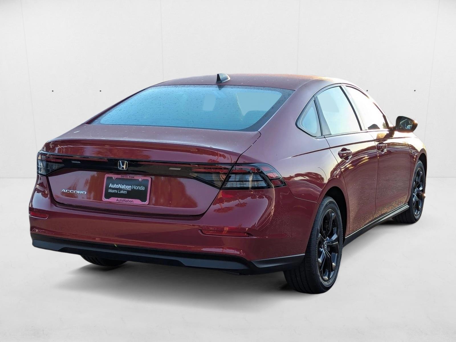 2025 Honda Accord SE photo 2