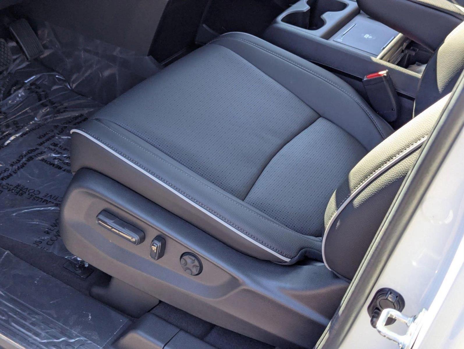 2025 Honda Odyssey Elite photo 4