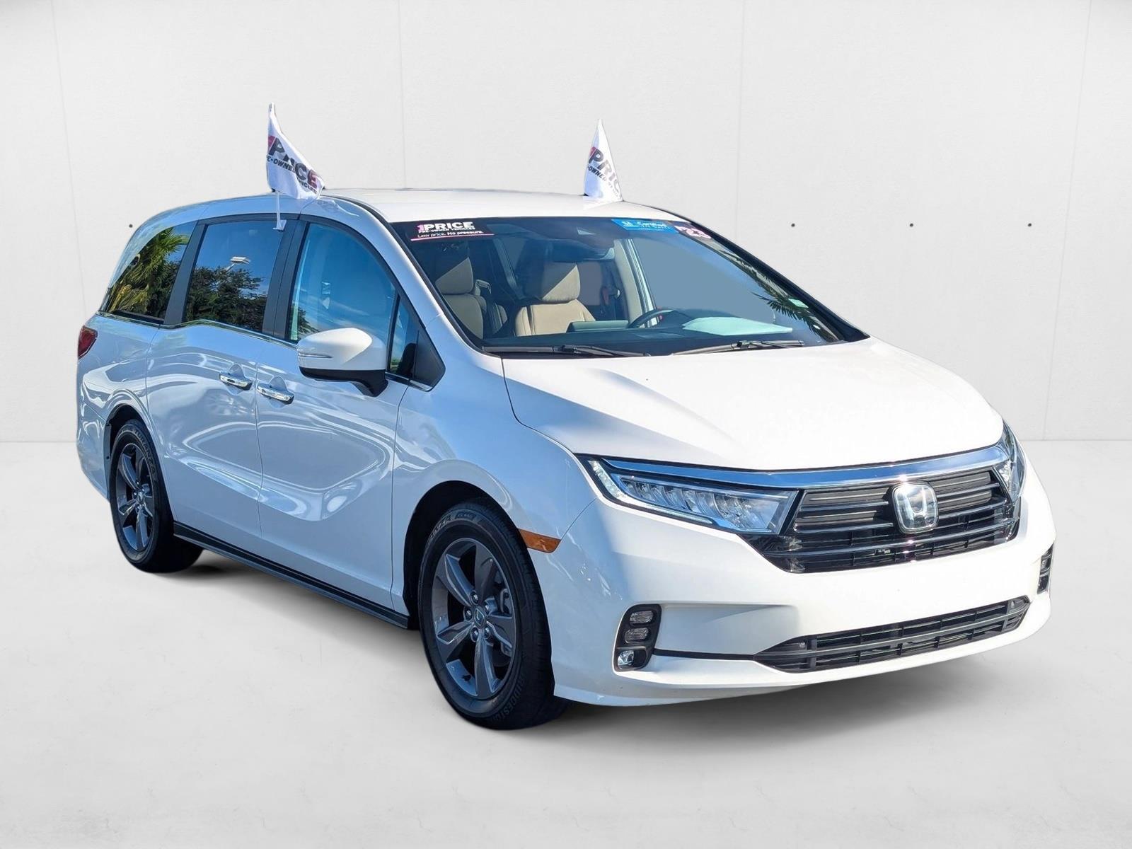 2023 Honda Odyssey EX photo 3