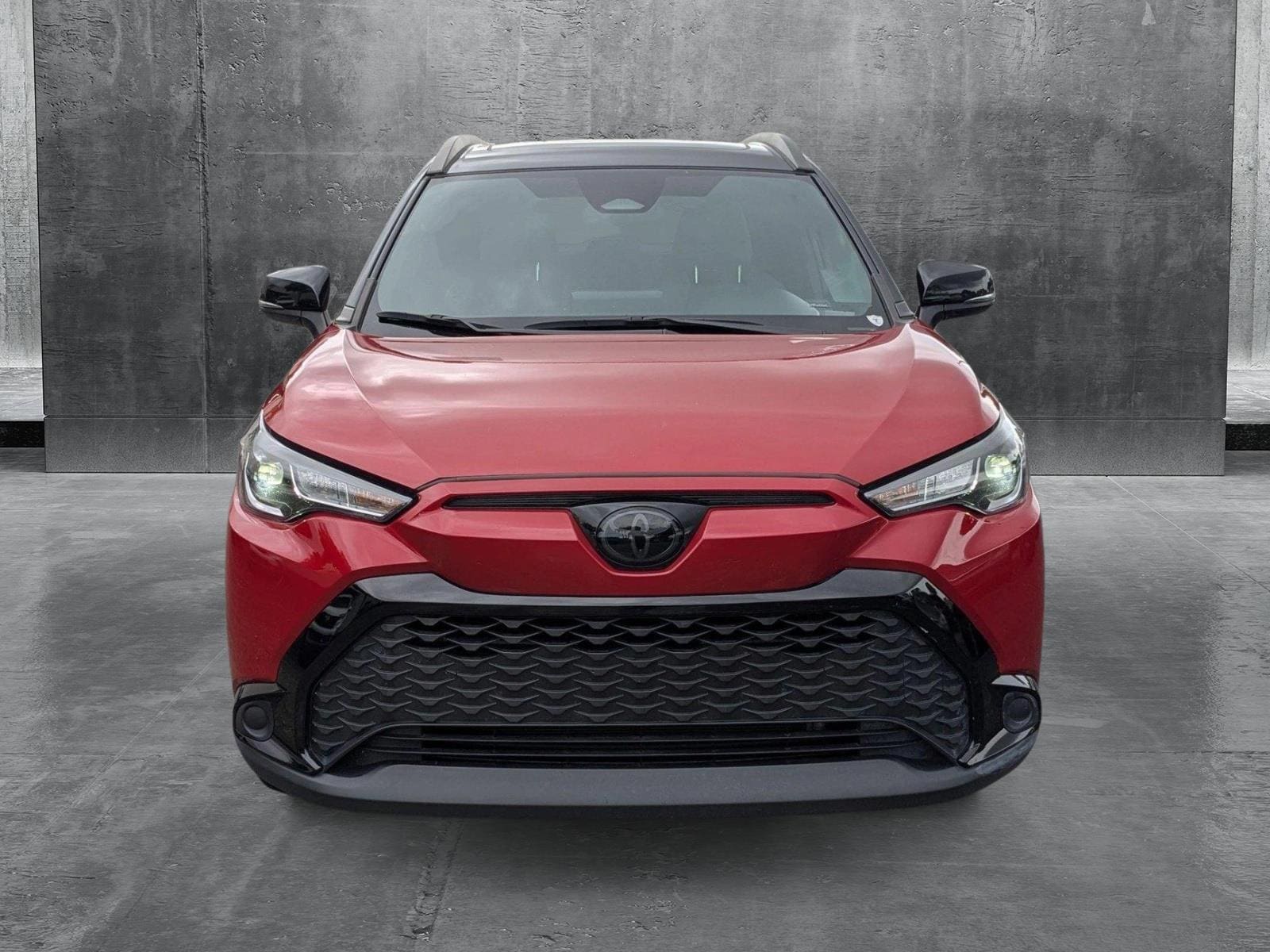 Used 2023 Toyota Corolla Cross SE with VIN 7MUFBABGXPV016000 for sale in Miami Gardens, FL