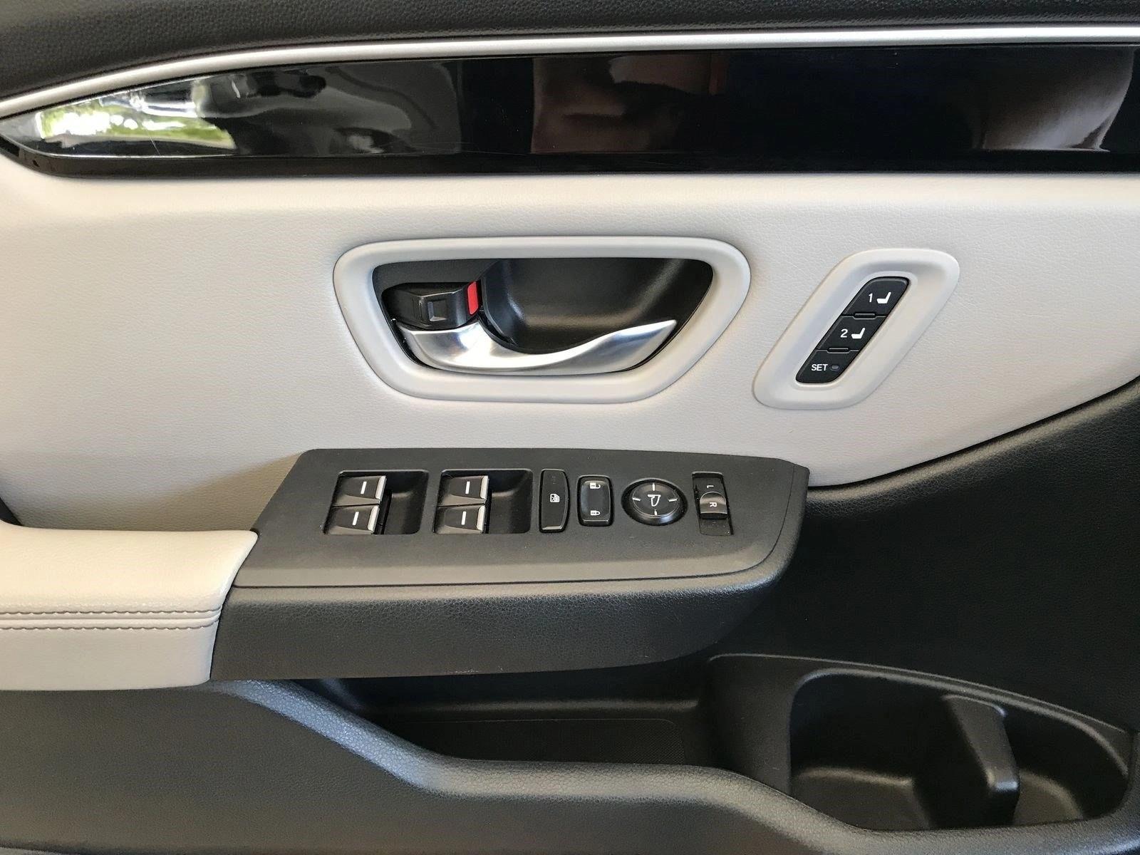 2024 Honda Pilot EX-L - Photo 12