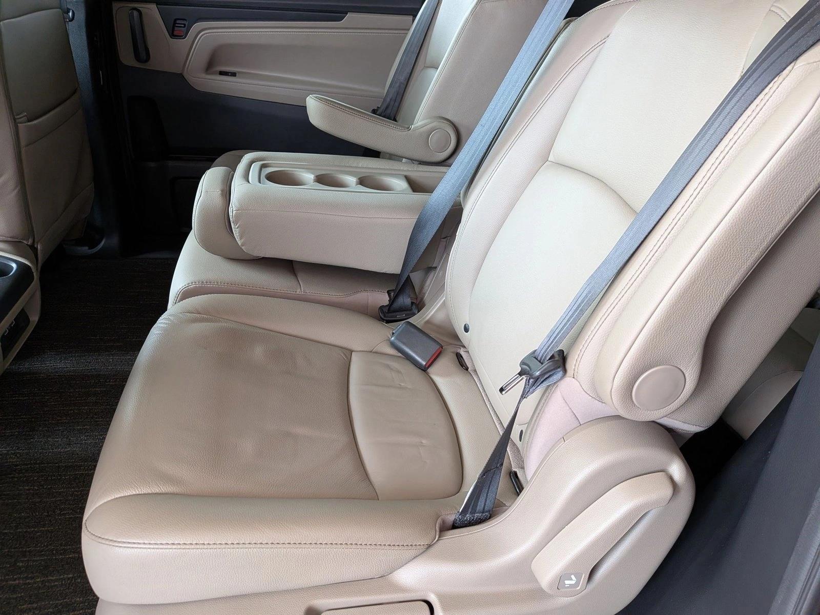 2022 Honda Odyssey Touring - Photo 20