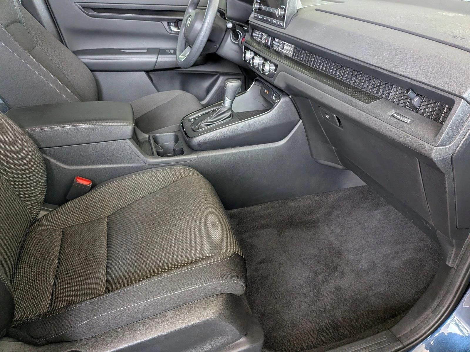 2024 Honda CR-V LX - Photo 19