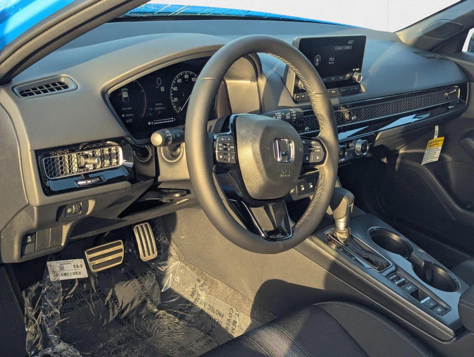 2025 Honda Civic Sport Hatchback photo 3