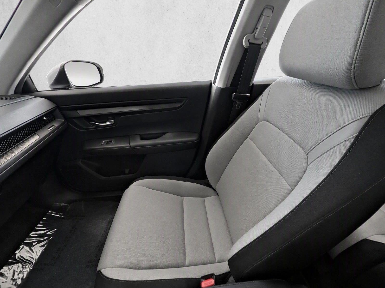 2025 Honda CR-V LX - Photo 23