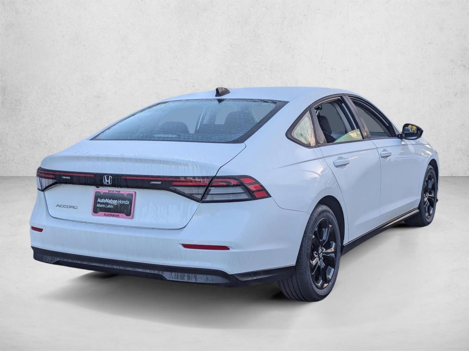 2025 Honda Accord SE photo 2