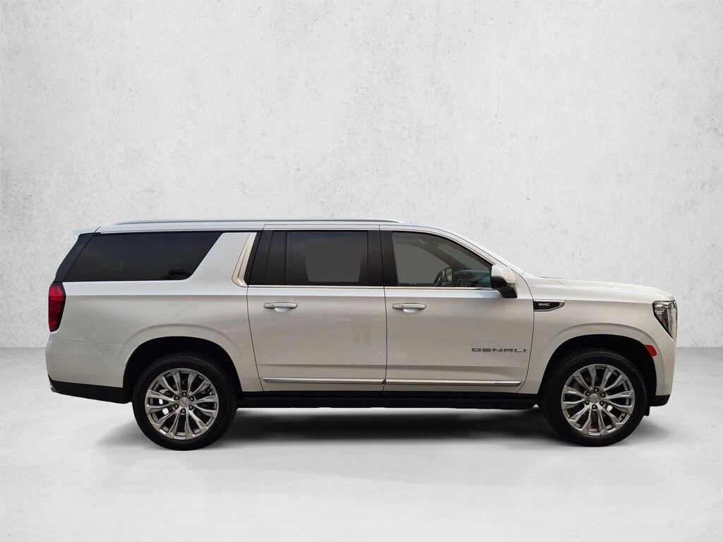 Used 2024 GMC Yukon XL Denali SUV