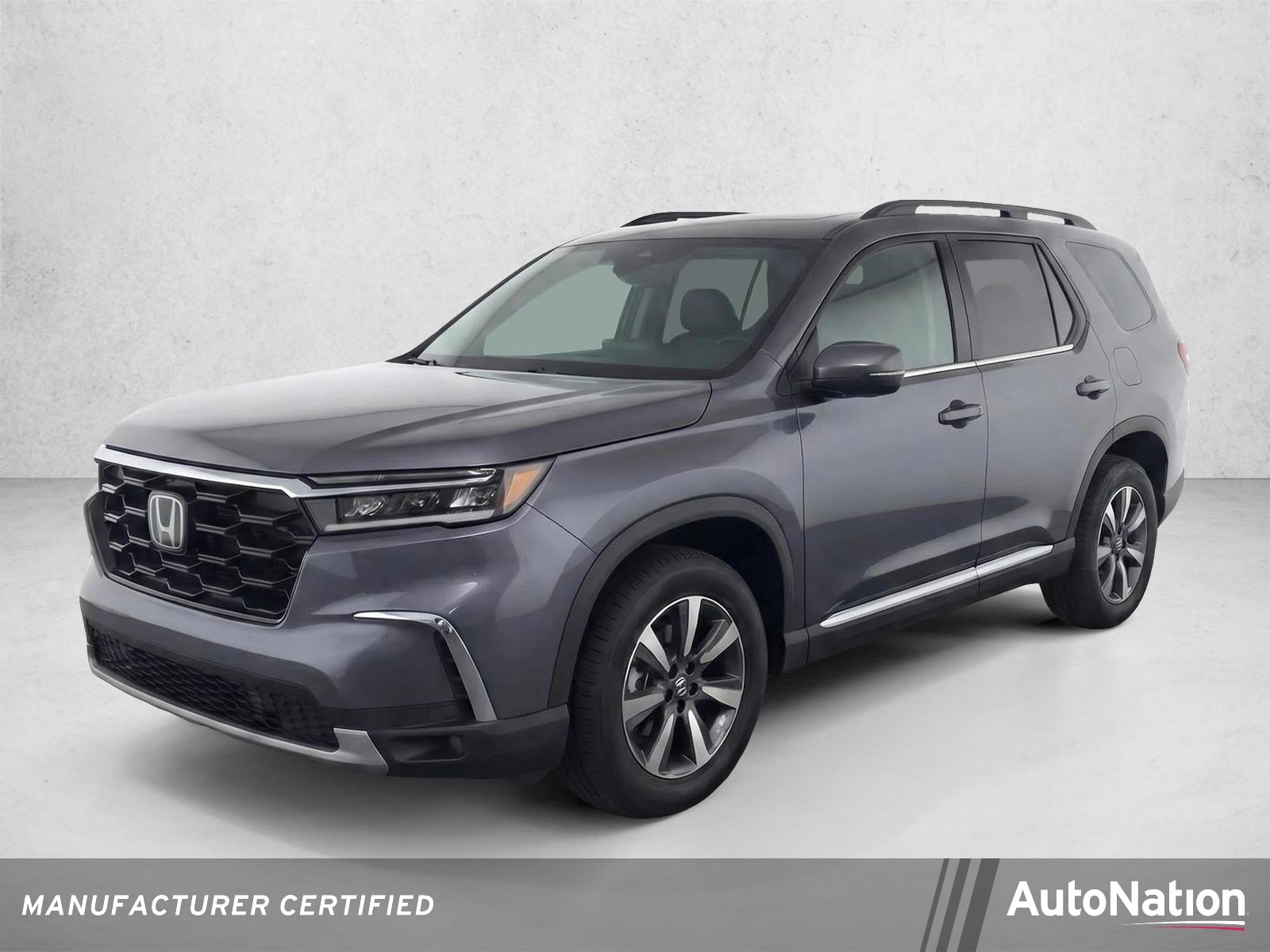 2023 Honda Pilot Touring 2WD's photo