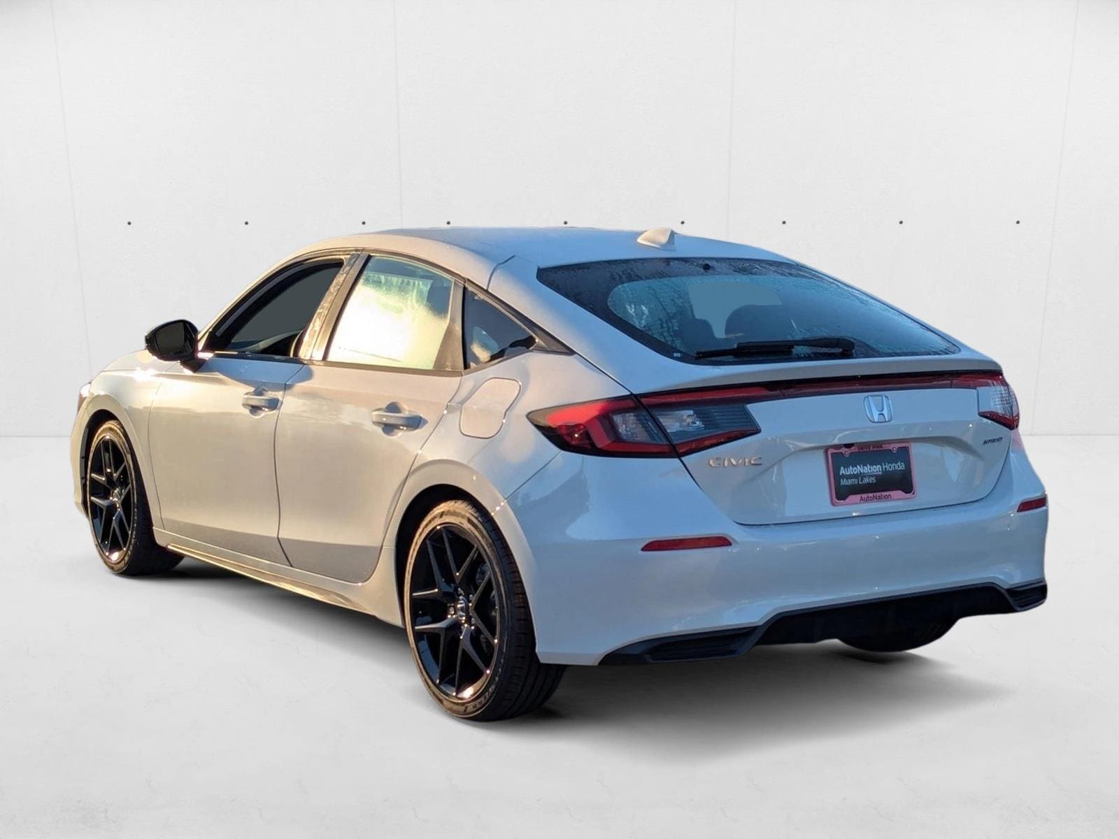 2025 Honda Civic Hatchback Sport - Photo 8