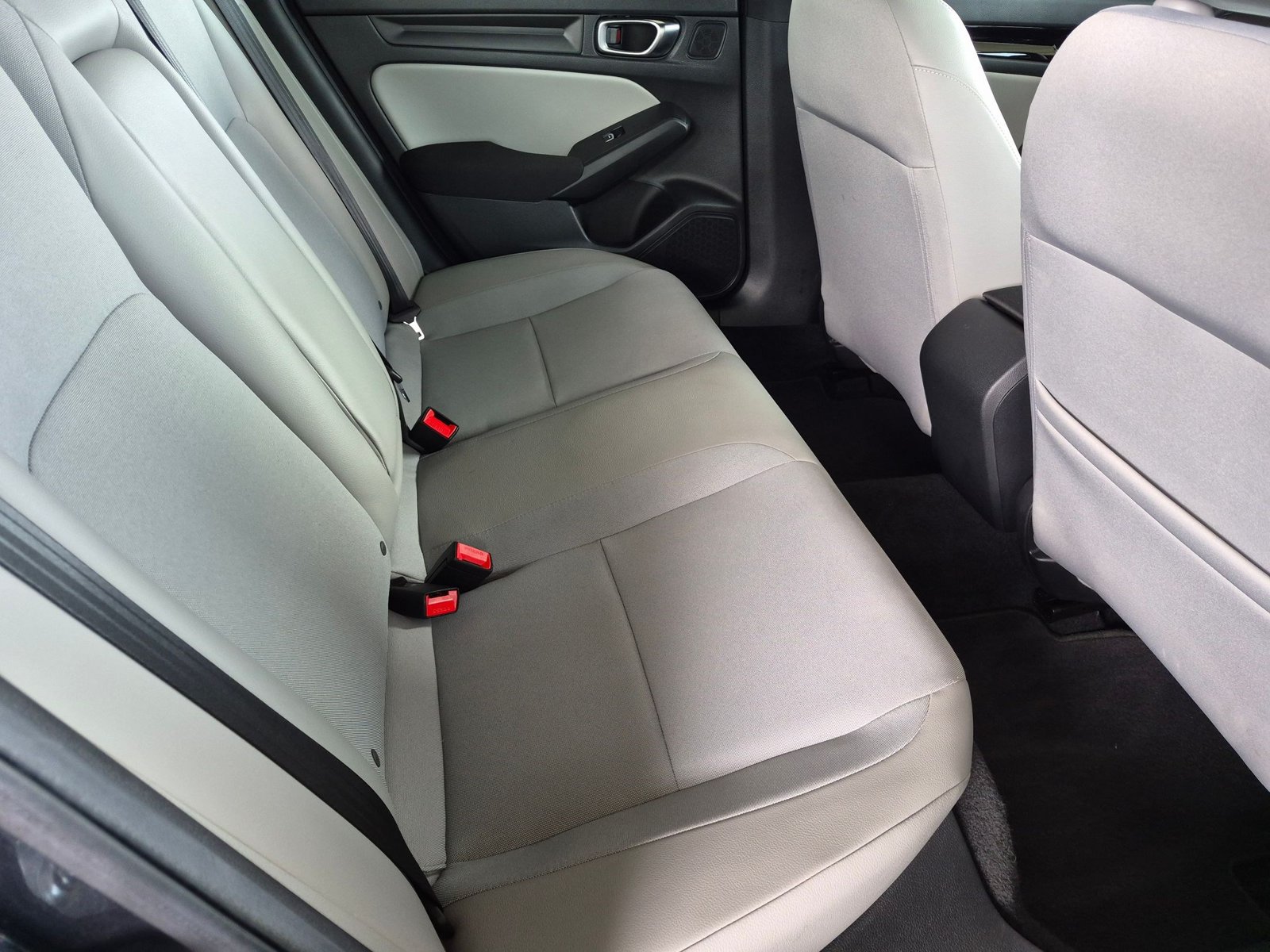 2025 Honda Civic Sport - Photo 18