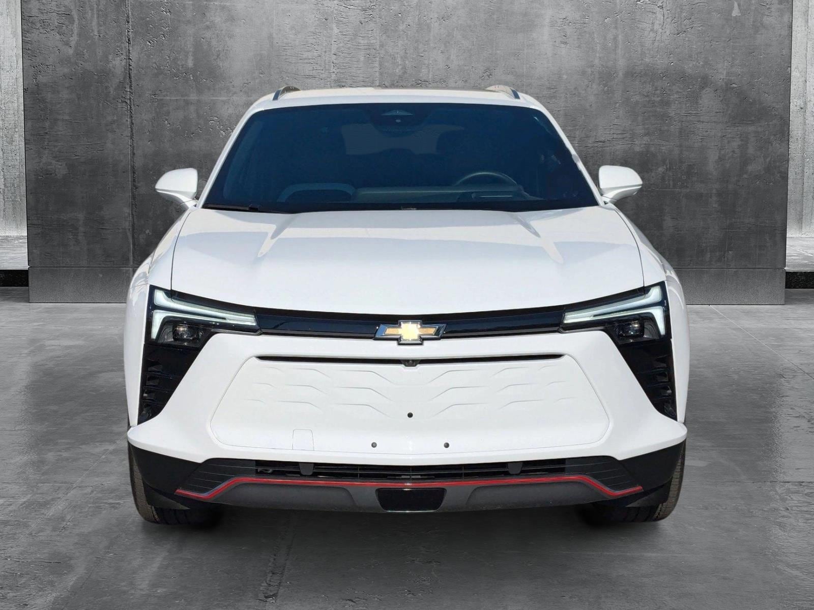 Used 2024 Chevrolet Blazer EV LT with VIN 3GNKDBRJ9RS218973 for sale in Miami Gardens, FL