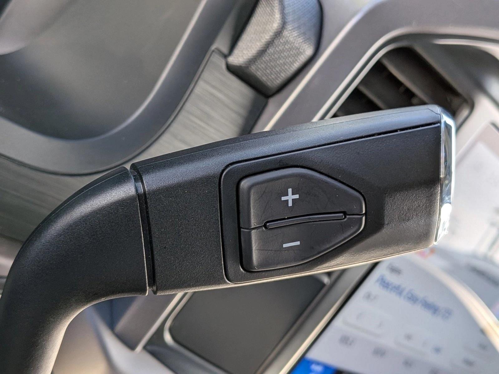 2025 Ford F-150 XLT - Photo 11