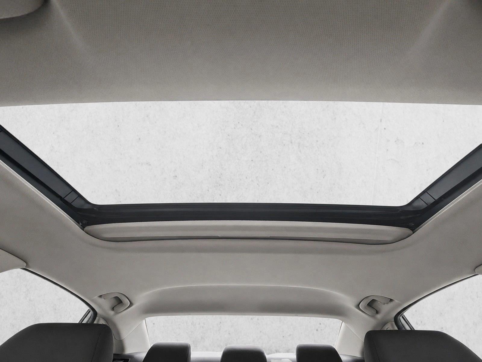 2024 Honda Civic EX - Photo 12