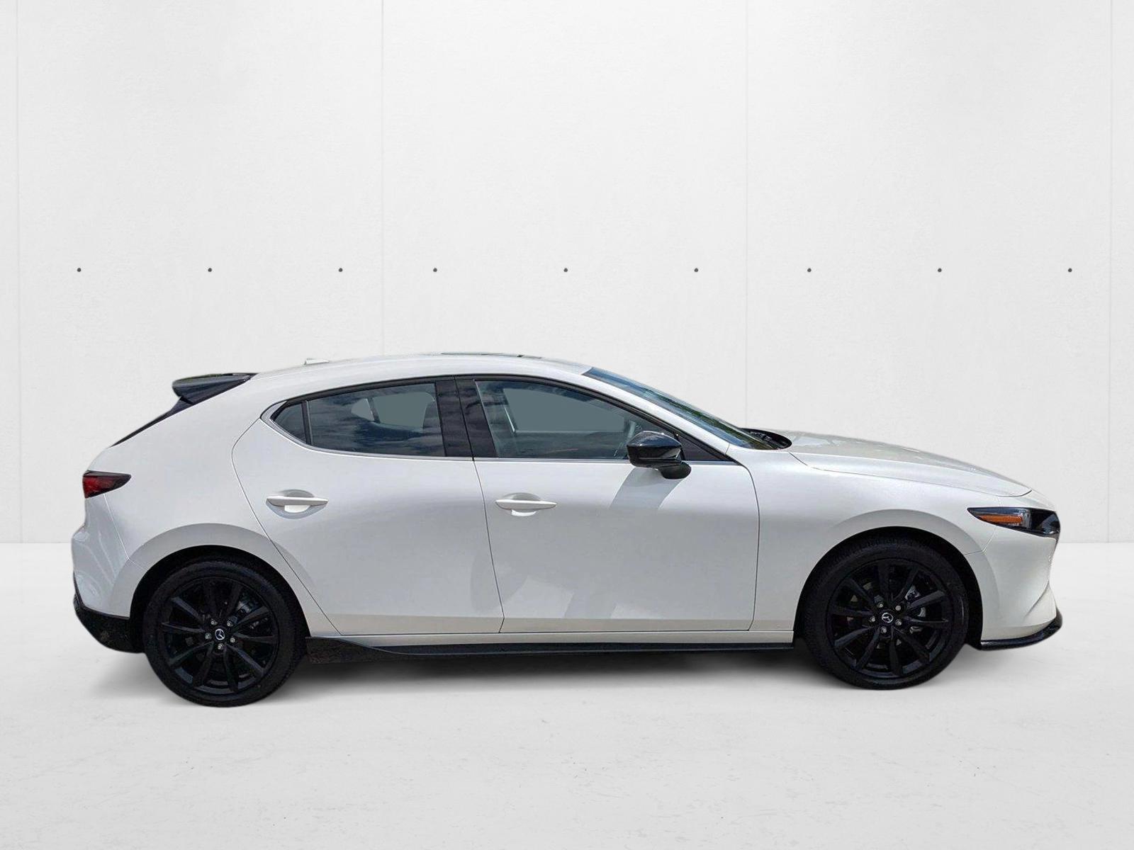 2025 Mazda Mazda3 Hatchback 2.5 Turbo Premium Plus photo 4