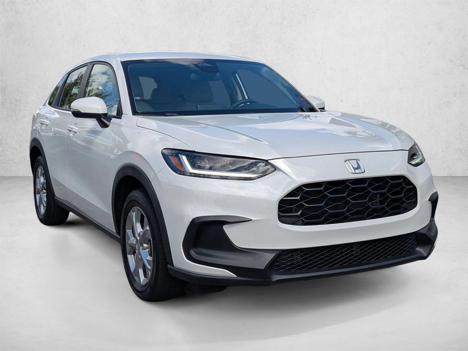 2023 Honda HR-V LX 2WD photo 2