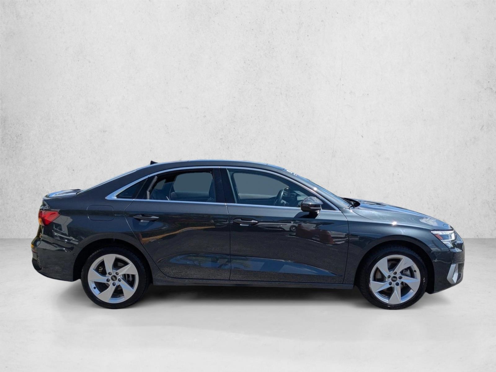 2024 Audi A3 40 Premium photo 4