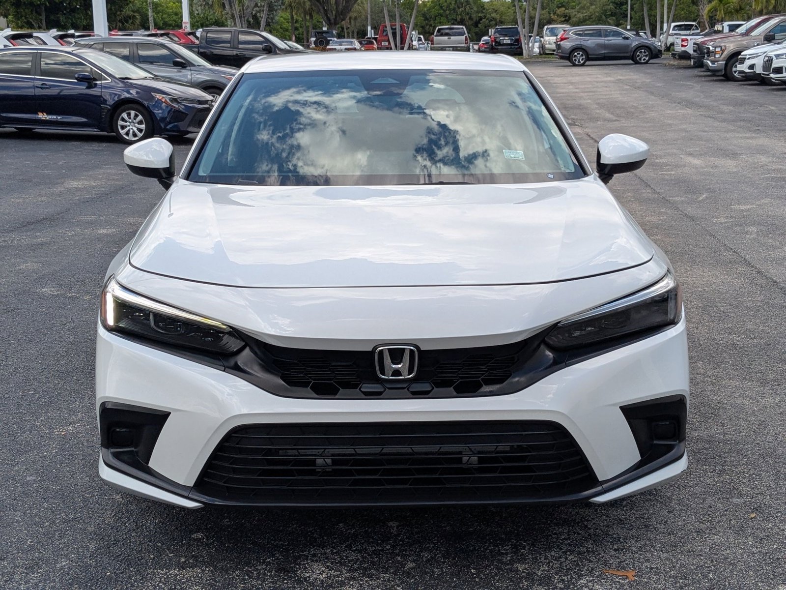 2024 Honda Civic LX Hatchback photo 2