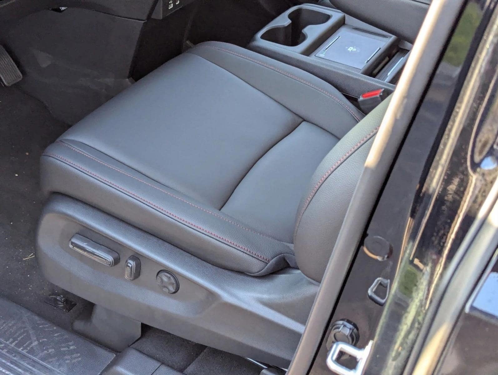 2026 Honda Odyssey photo 4