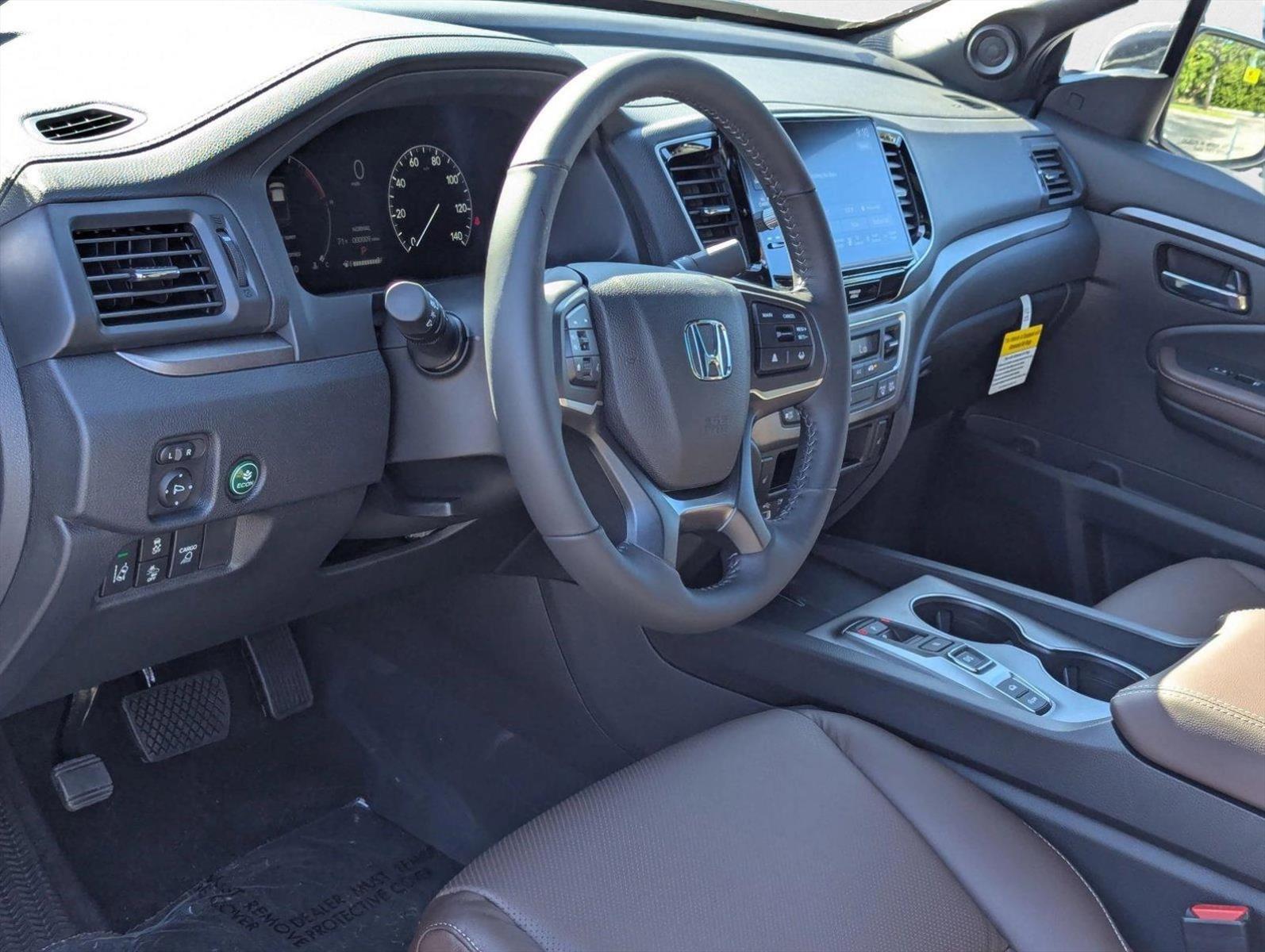 2025 Honda Ridgeline RTL photo 3