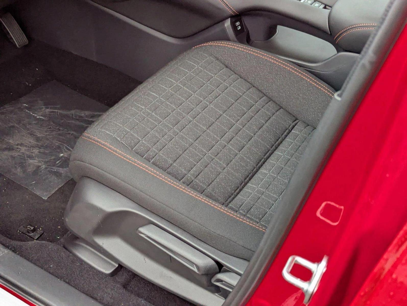 2026 Honda HR-V Sport photo 4