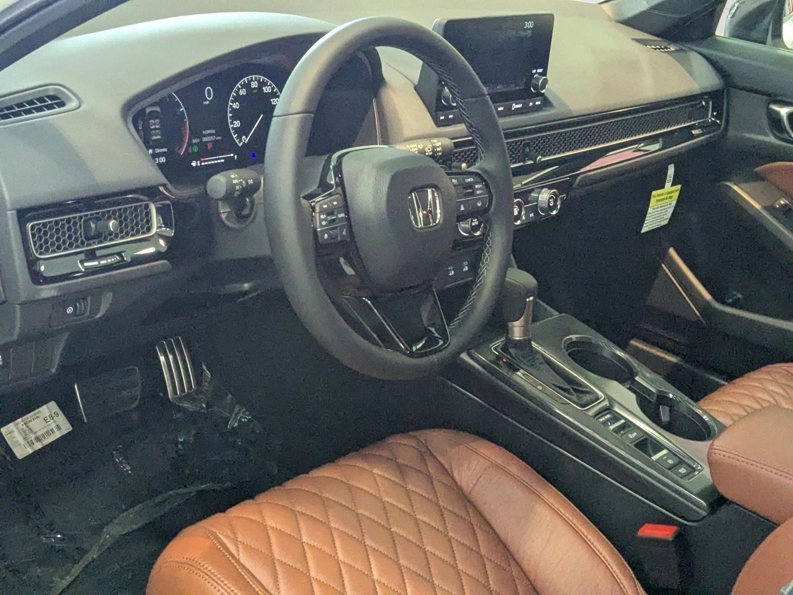 2025 Honda Civic Hatchback Sport - Photo 3