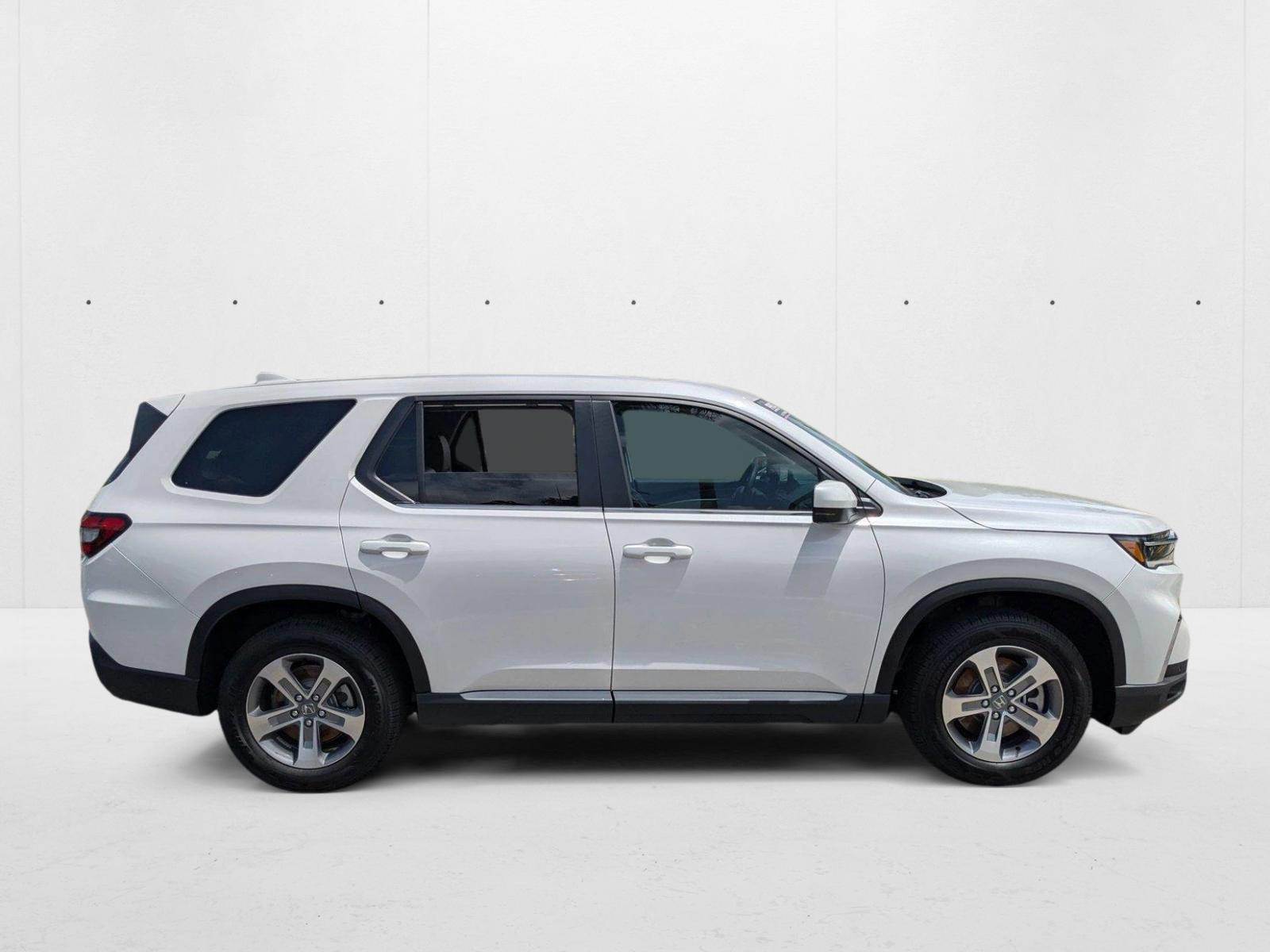 2025 Honda Pilot EX-L photo 4