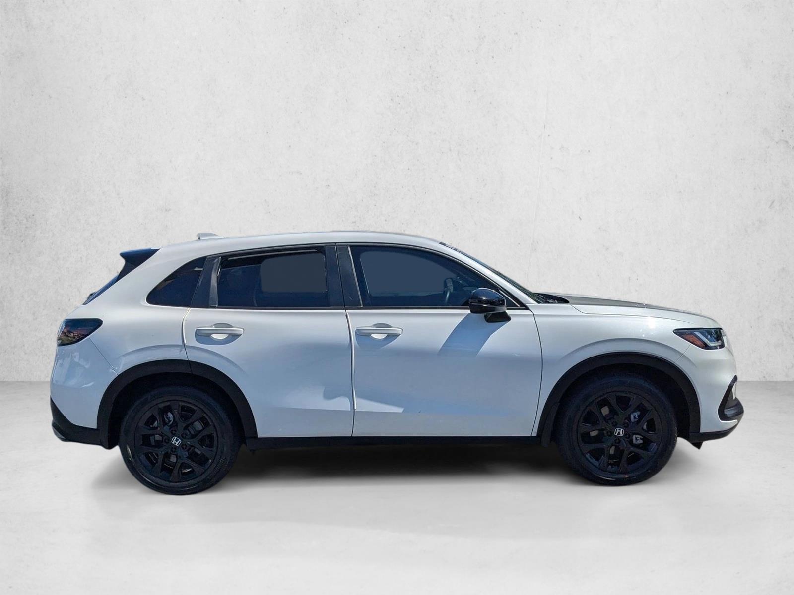 2023 Honda HR-V Sport 2WD photo 4