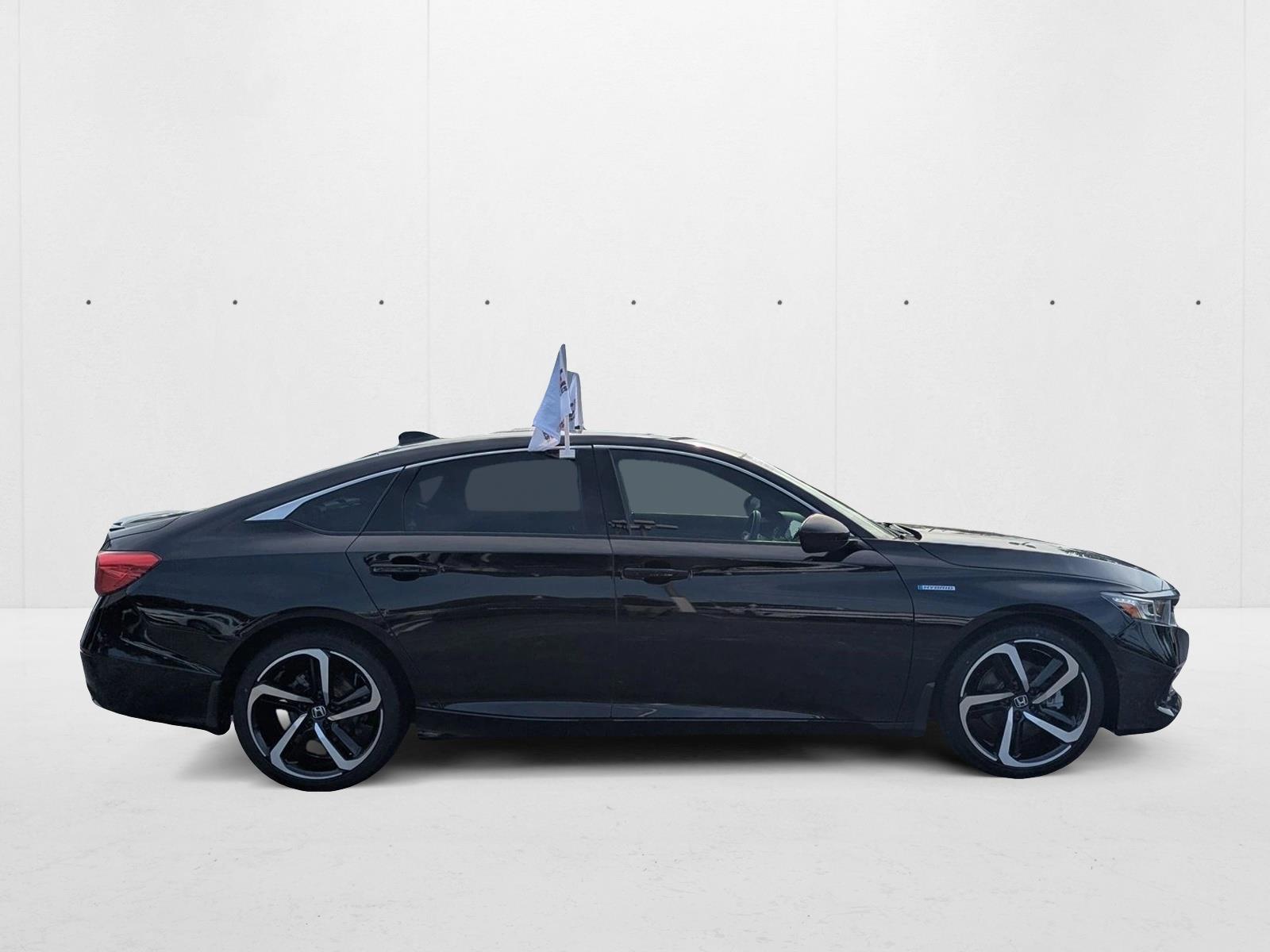 2022 Honda Accord Hybrid Sport photo 2