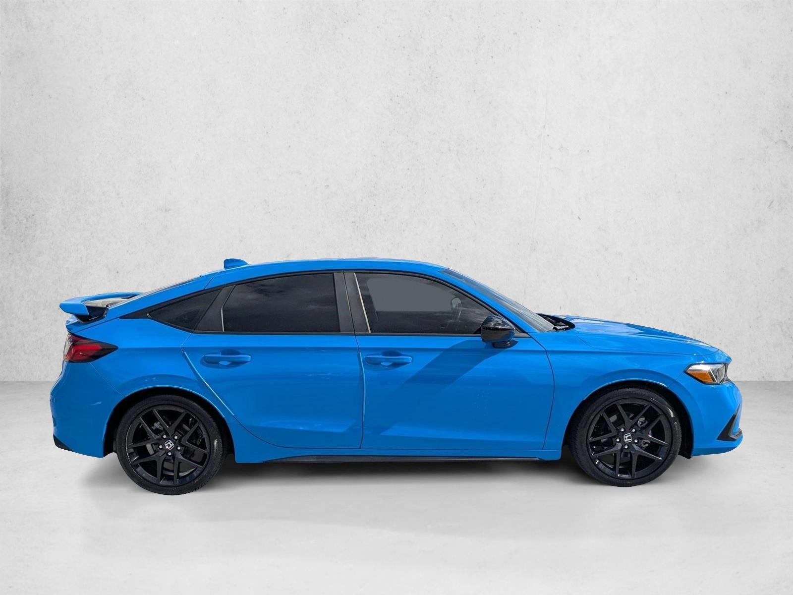 2023 Honda Civic Sport Hatchback photo 4