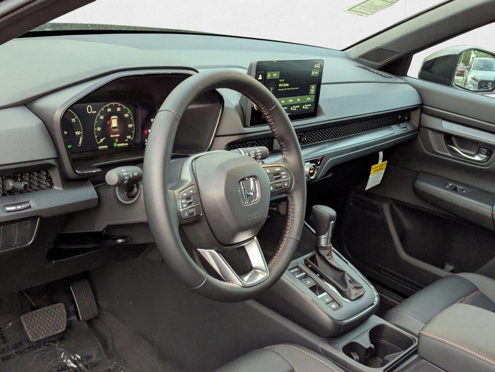 2026 Honda CR-V Hybrid Sport-L photo 3