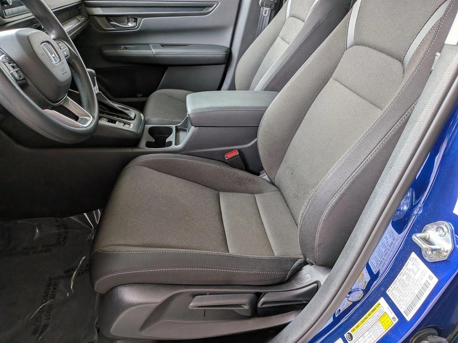 2024 Honda CR-V LX - Photo 14