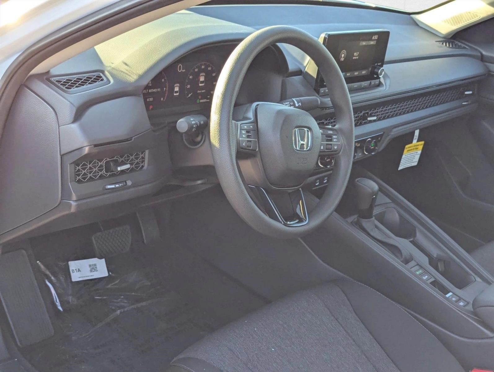 2025 Honda Accord SE photo 3