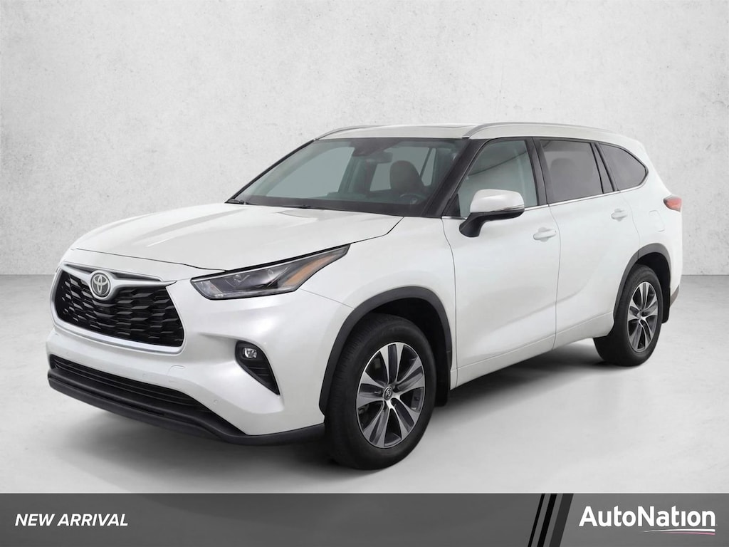 Used 2020 Toyota Highlander XLE SUV