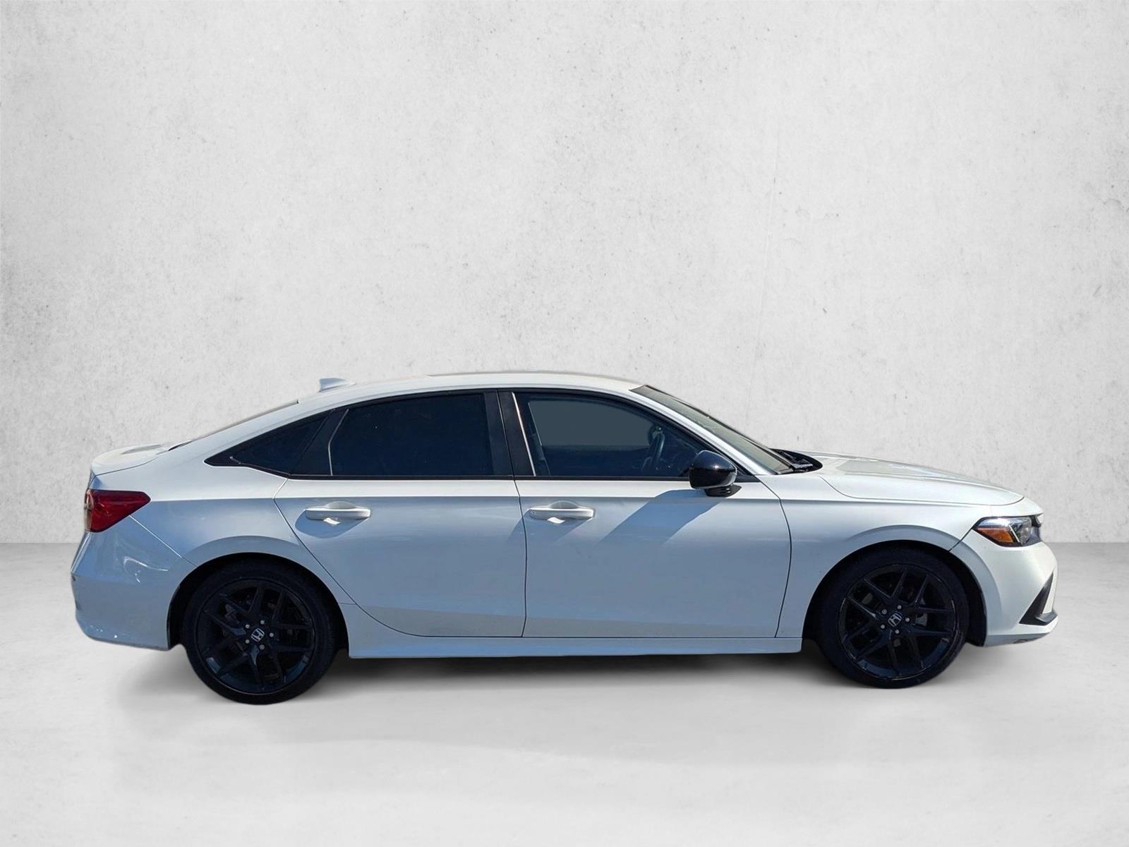 2023 Honda Civic Sport photo 2