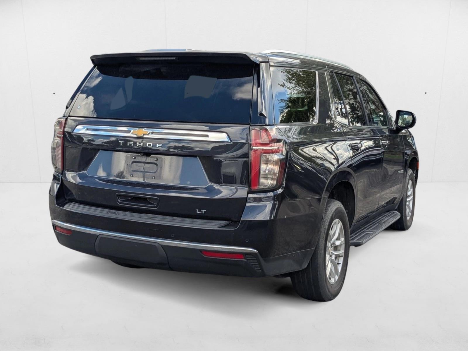 2023 Chevrolet Tahoe LT photo 3