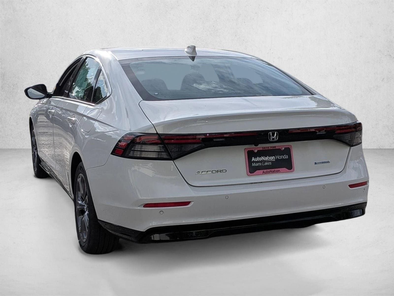 2026 Honda Accord Hybrid EX-L - Photo 8