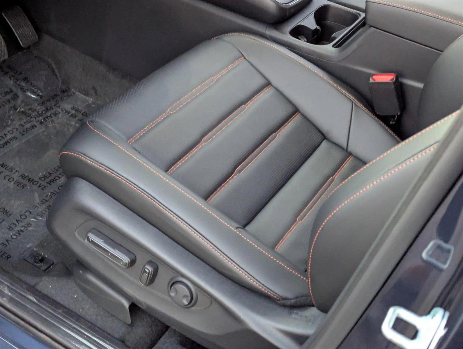 2025 Honda CR-V Hybrid Sport-L photo 4