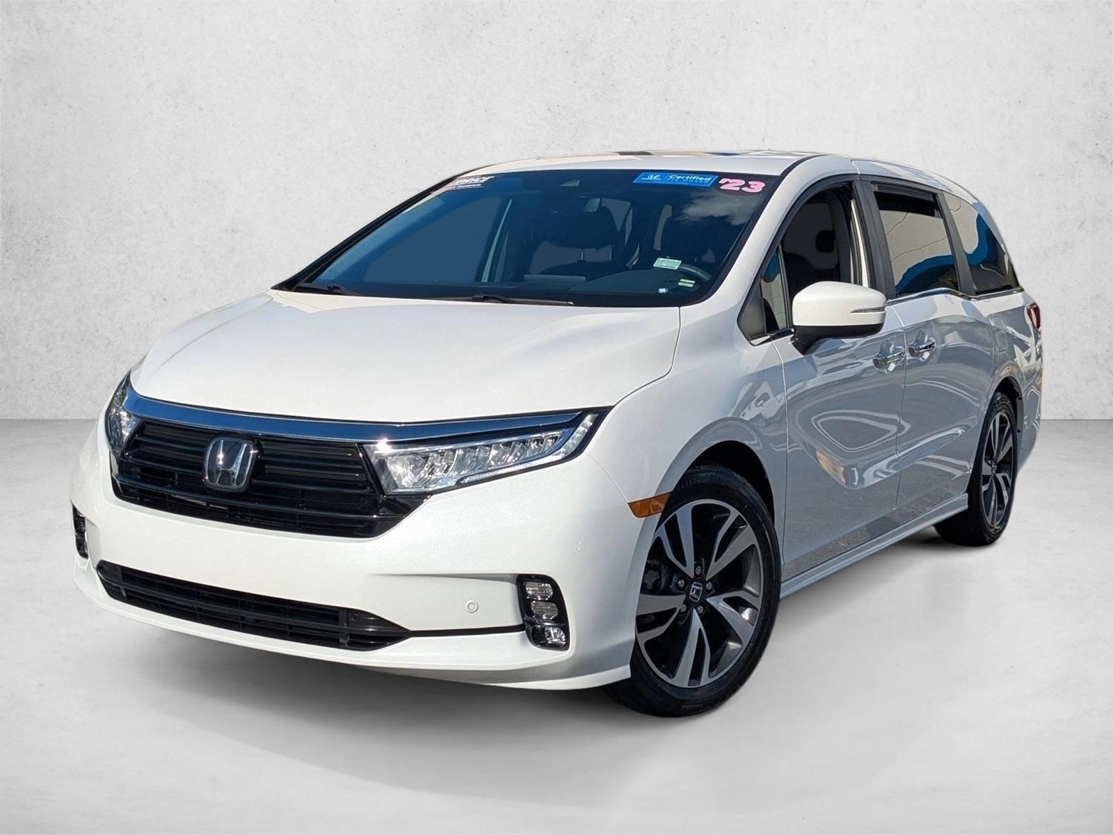 2023 Honda Odyssey Touring's photo