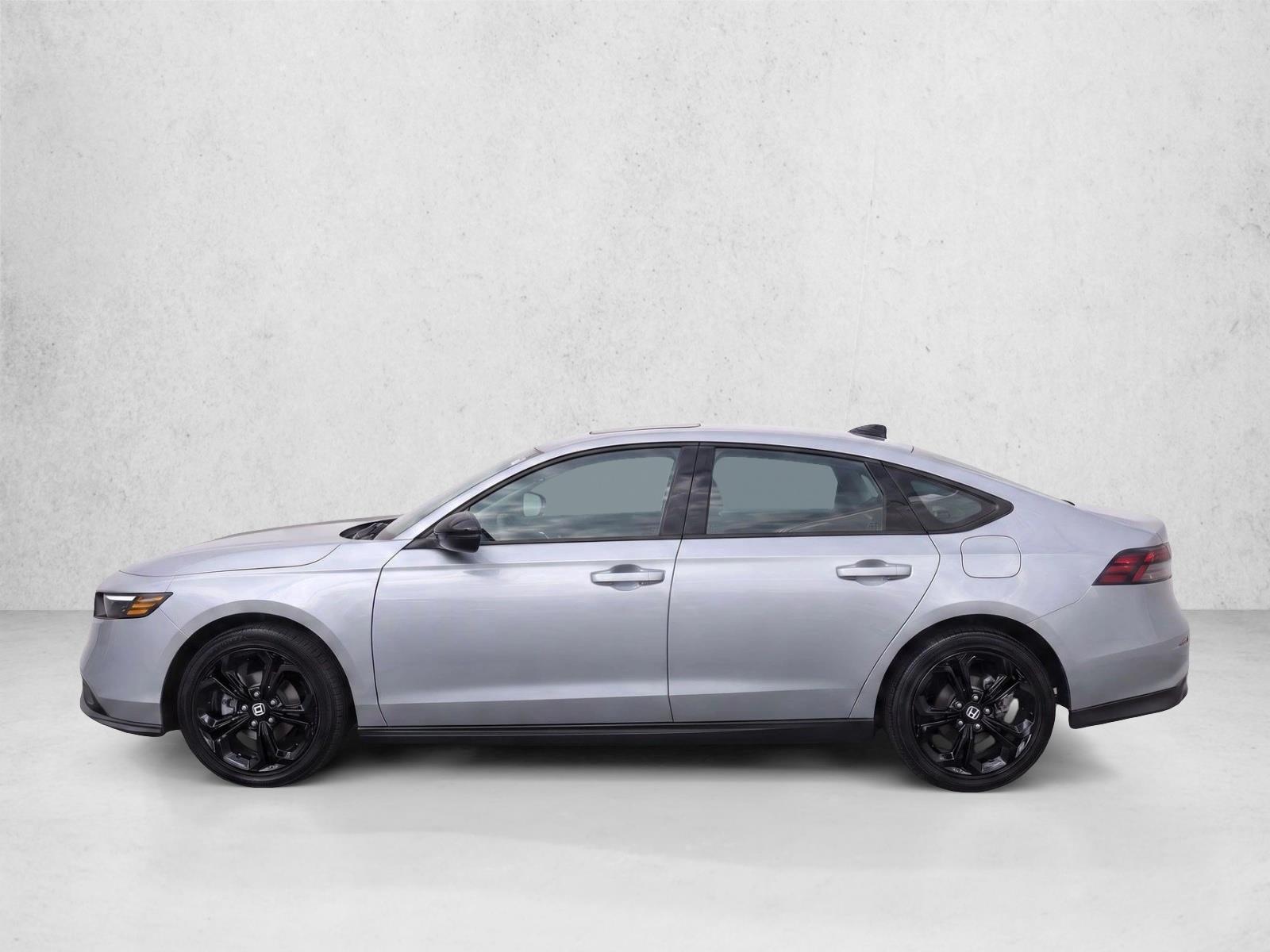 2025 Honda Accord SE - Photo 4