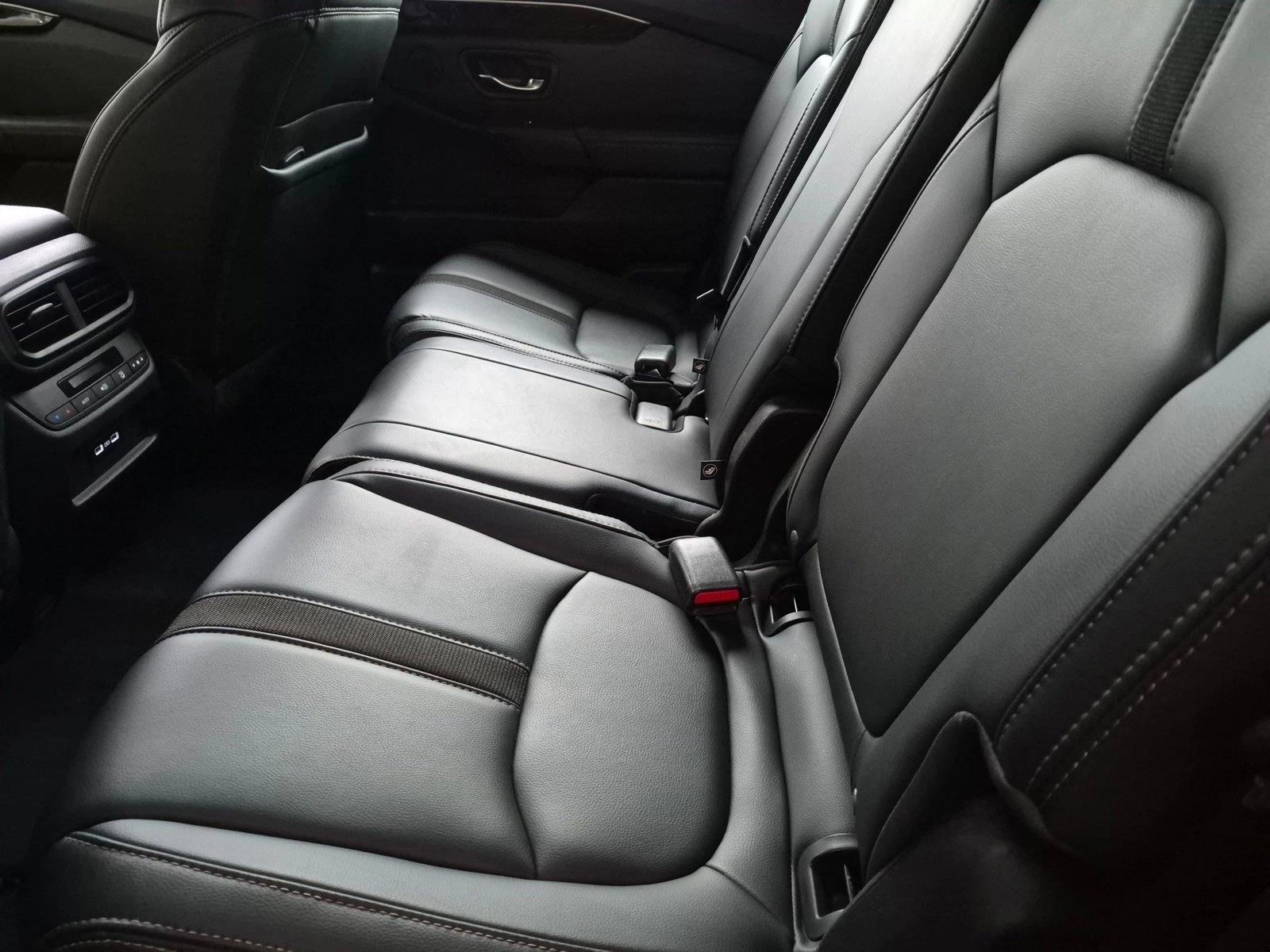 2023 Honda Pilot EX-L - Photo 16