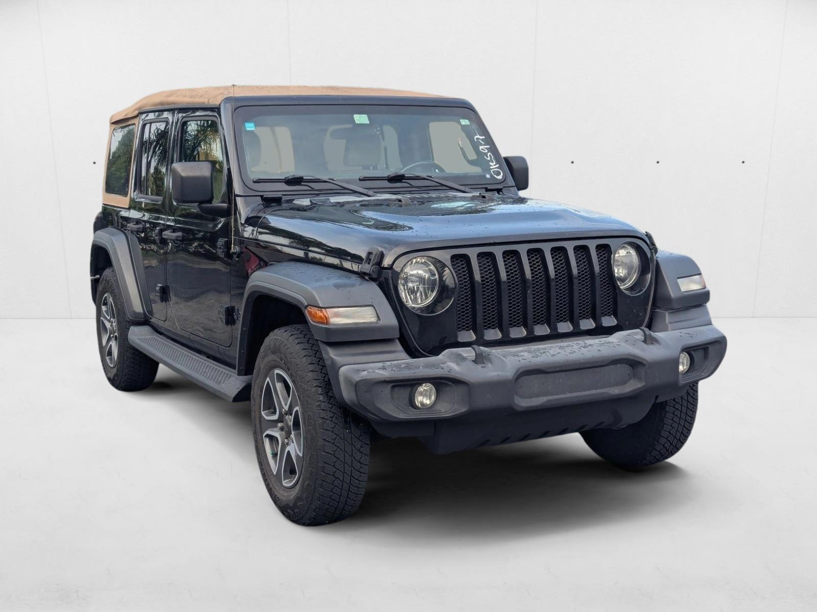 2020 Jeep Wrangler Unlimited Sport photo 3